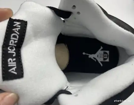 5 CT4838-011 “Oreo” CT4838-011 Air Jordan 0510